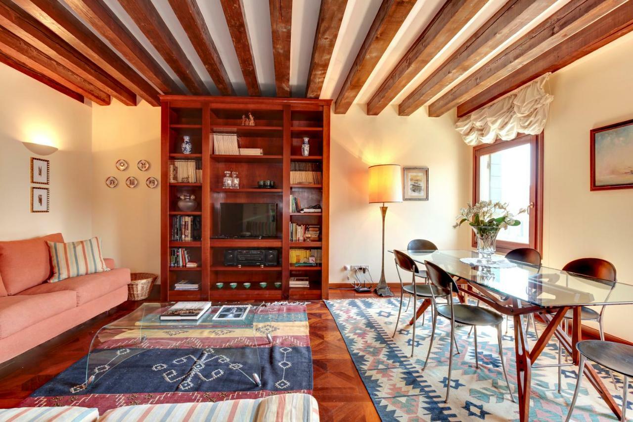 Biennale Terrace Apt * Venice