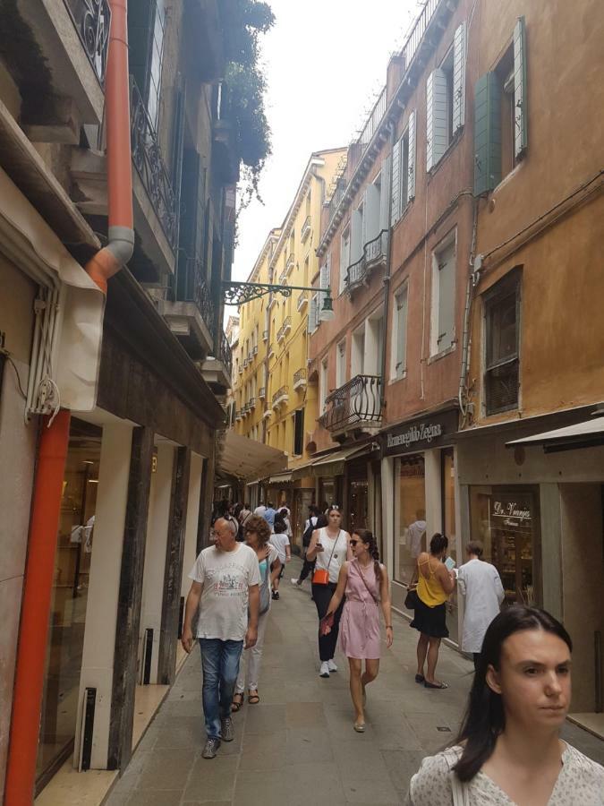 Alberto In * Venedig