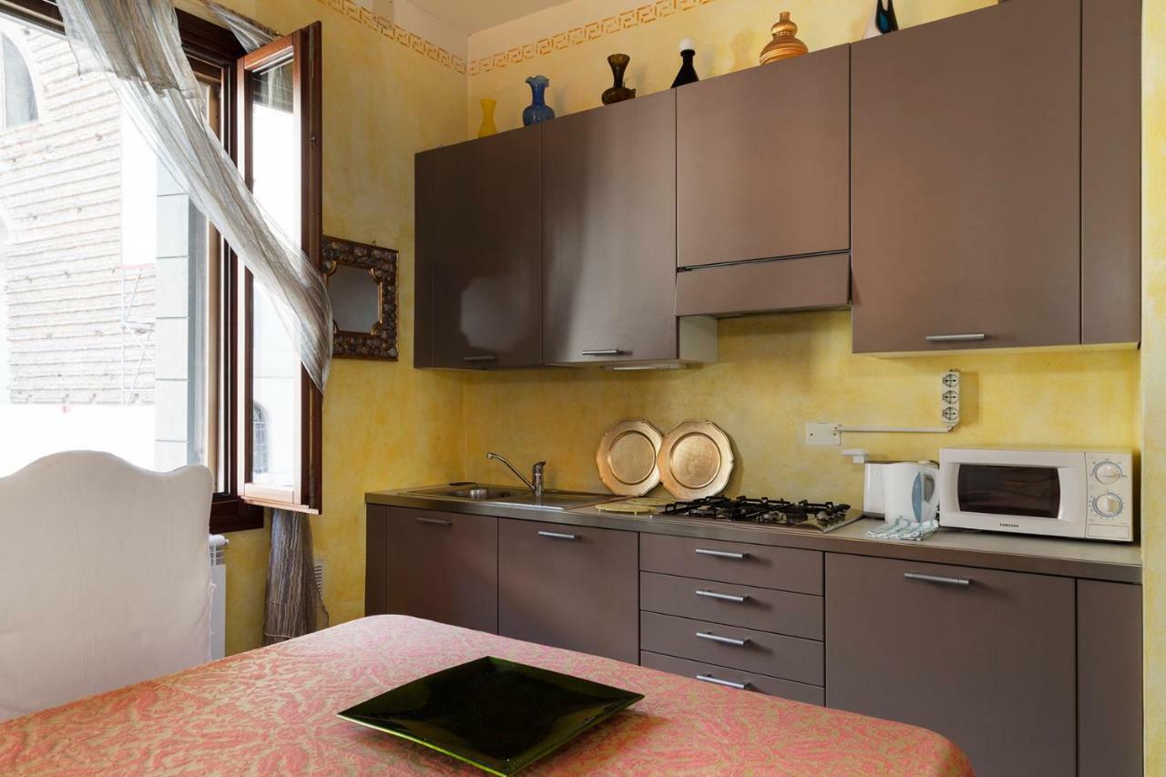 Ca' Zora - Contemporary & Barock House Appartement *