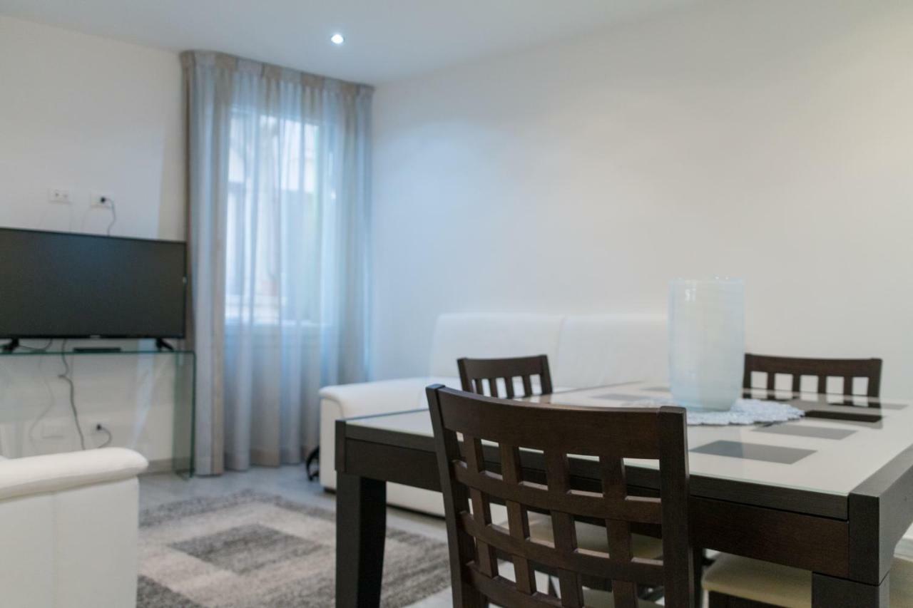 Majoorel Apartment *