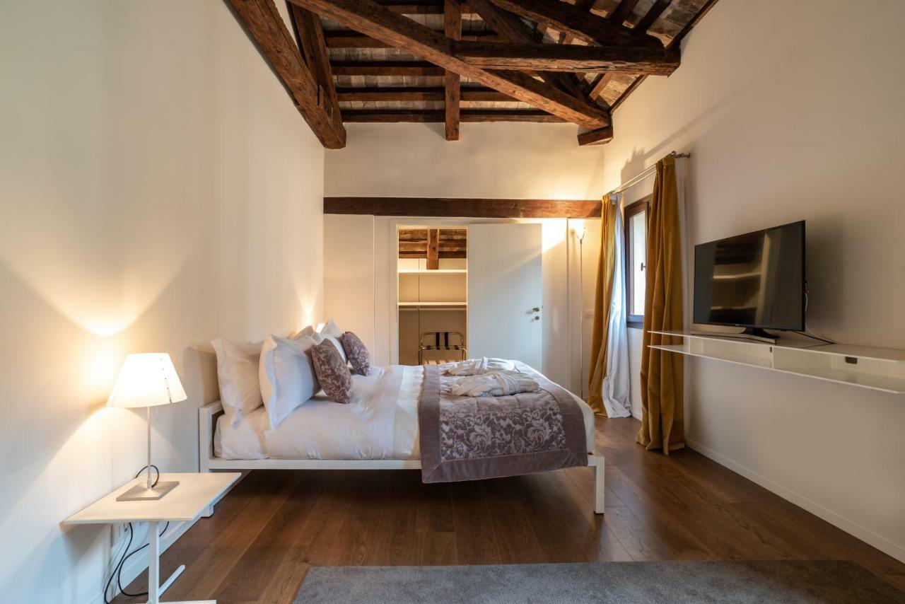 Palazzo Vendramin Costa Appartamento *