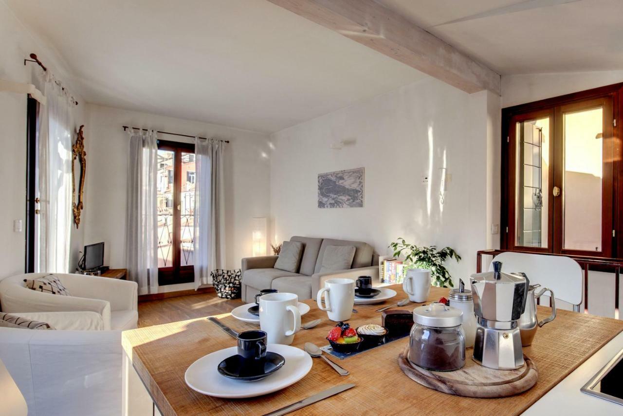 Modern With Terrace * Venise