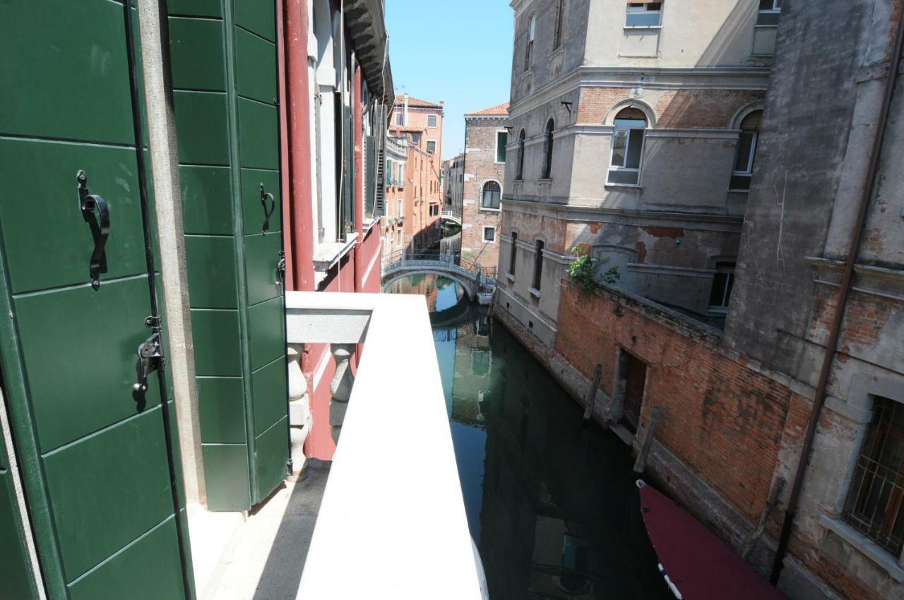 Sunny Canal A/c Wifi Appartement