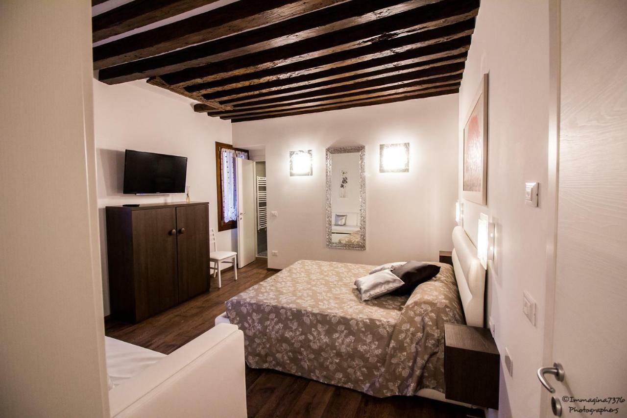 Apartment Silver *