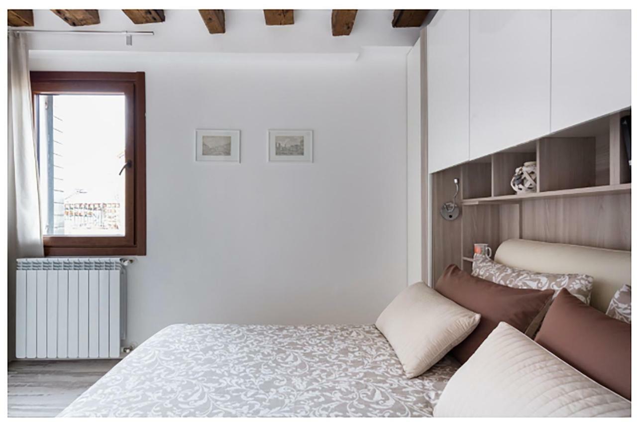 Biennale Family In Apartment