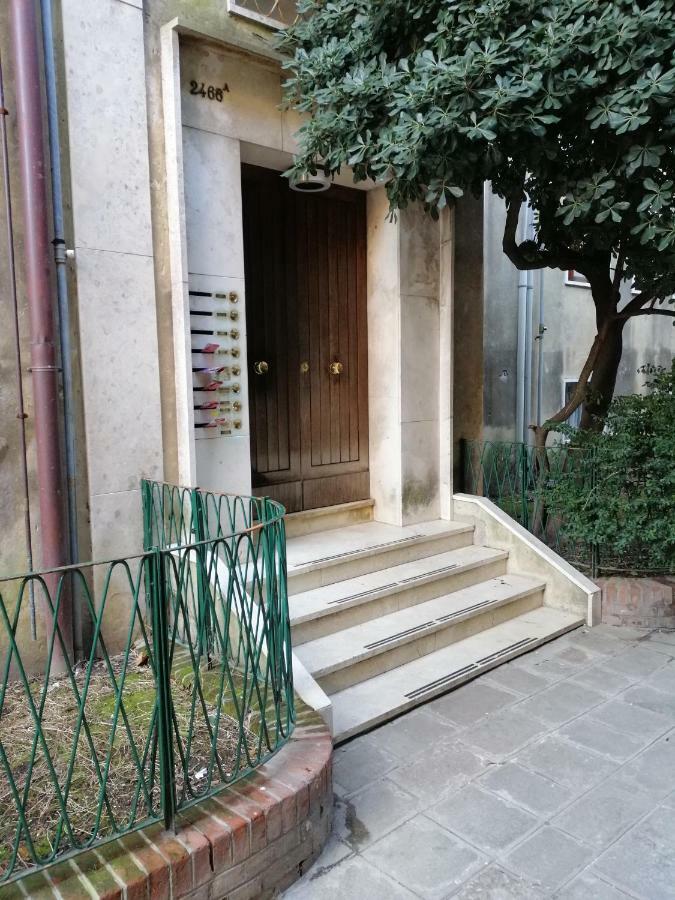Casa Della Lacca *