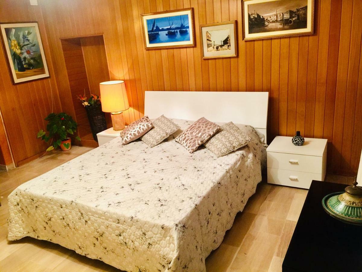 Ca'tronconi Ai Frari Appartement