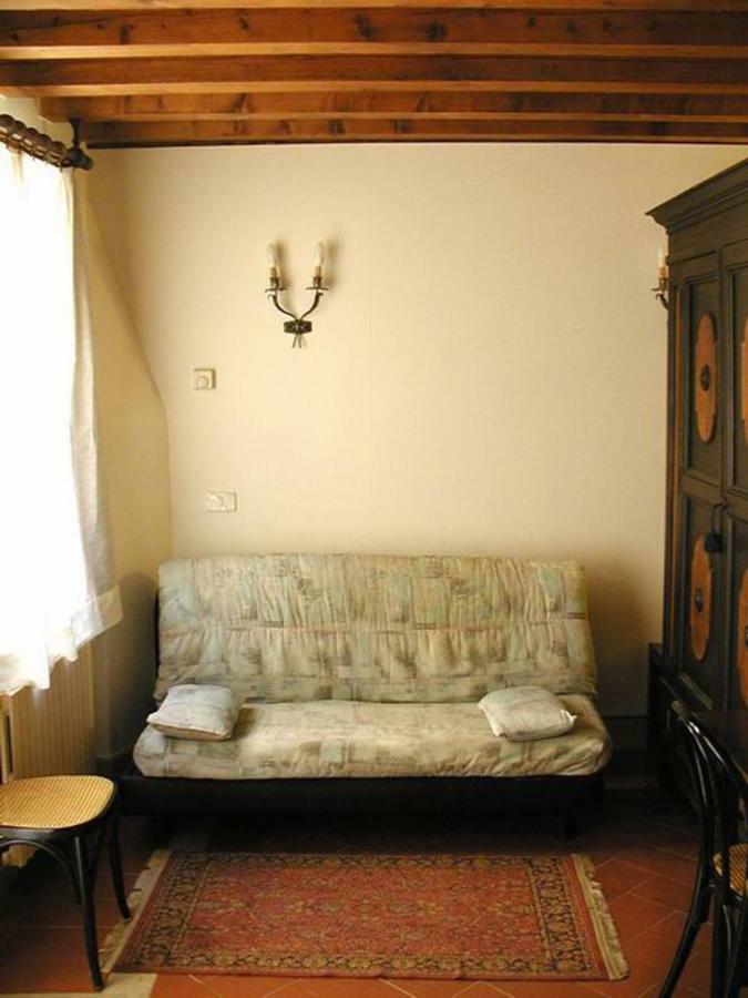 Apartment Delicious Near St. Square *