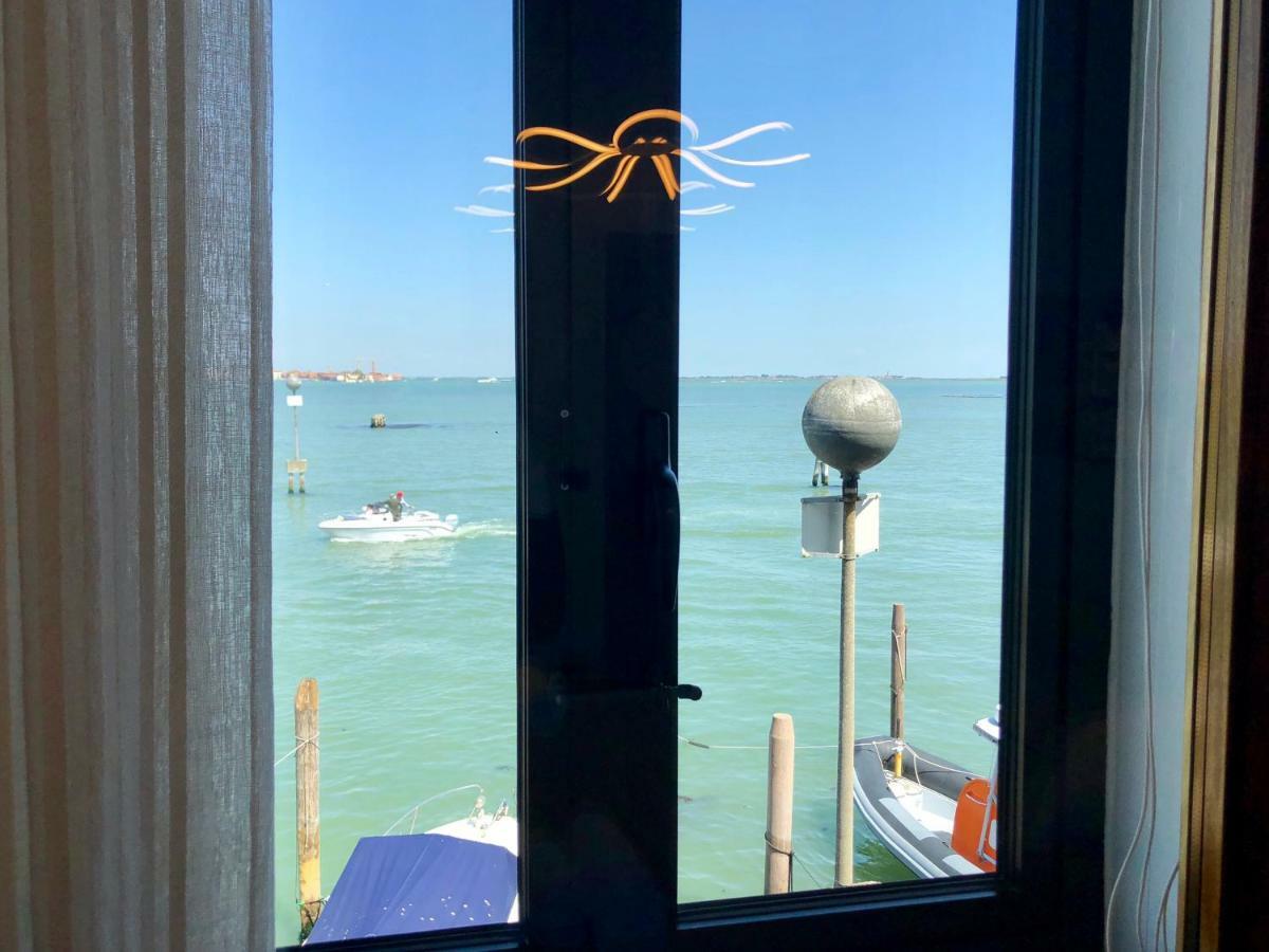 Ca' Monica Panoramic-canal View, Biennale Venetië