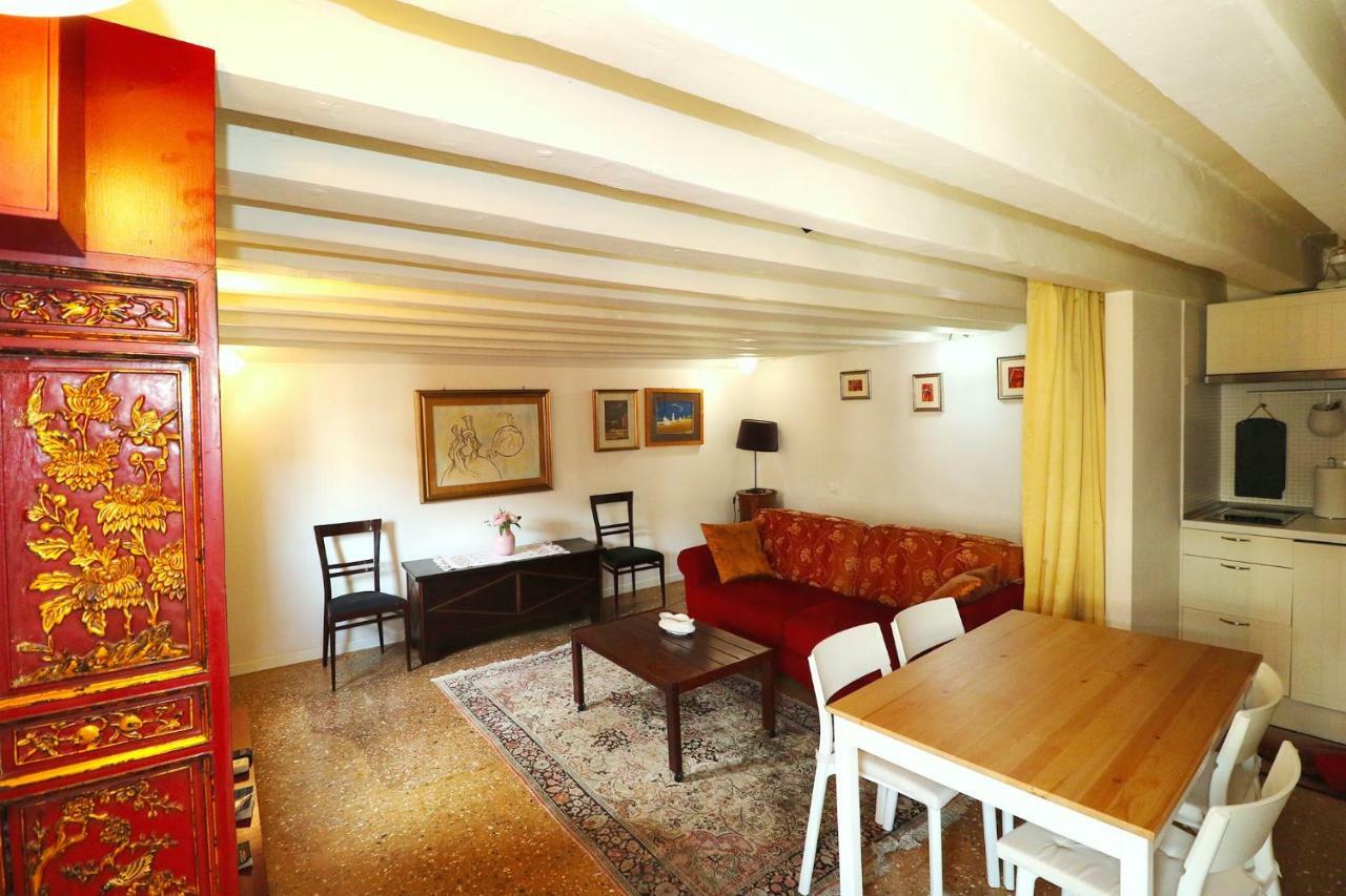 Al Mezzanino, Palazzo Torniello Appartamento *