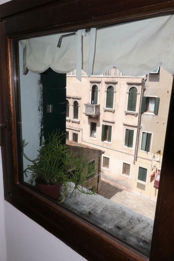 Al Mezzanino, Palazzo Torniello Apartment Venedig