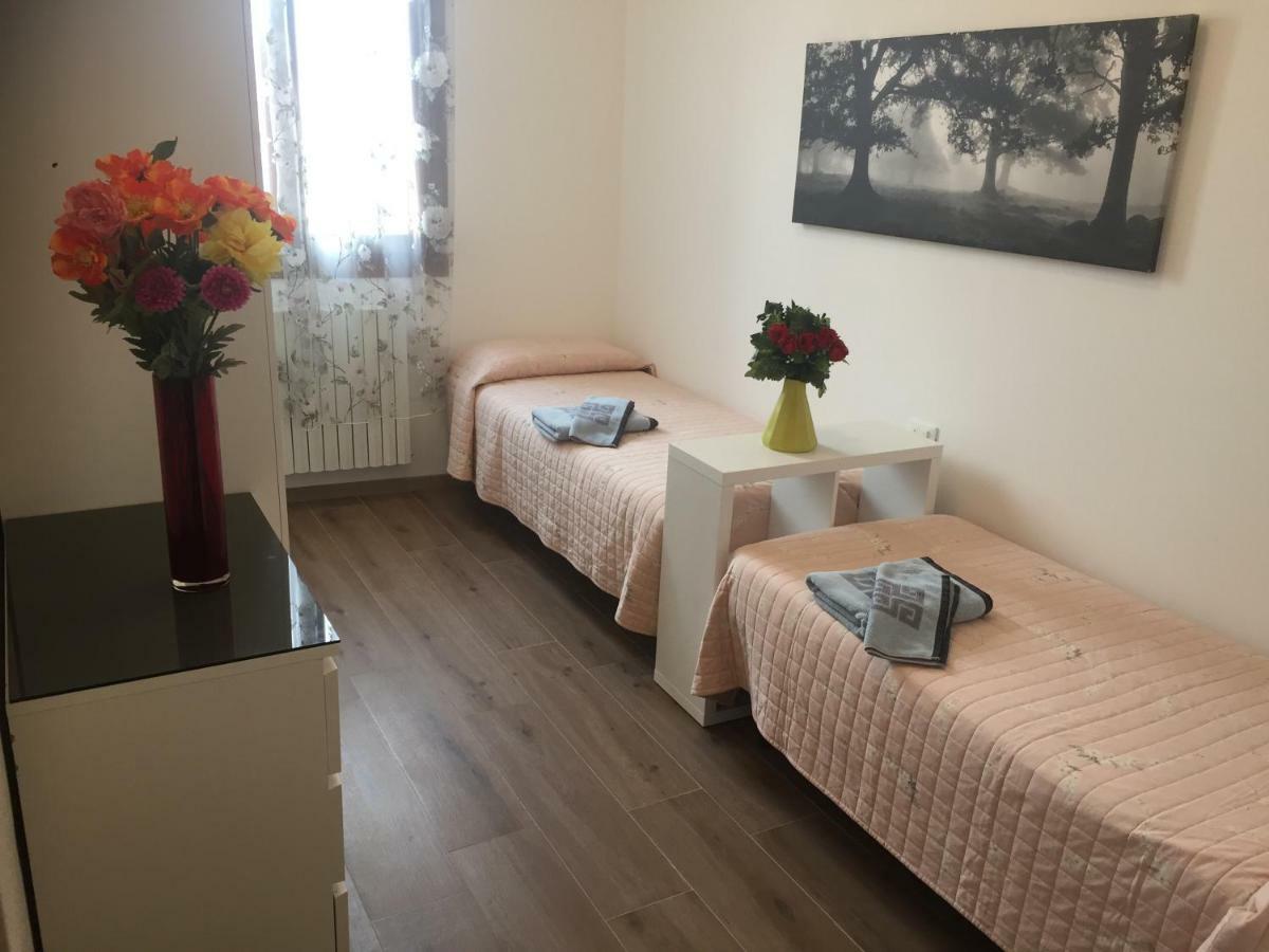 Tintoretto 1 Con Terrazza Sopra Il Tetto, 3 Bagni, 3 Grandi Da Letto, Super Nuovo Appartamento *