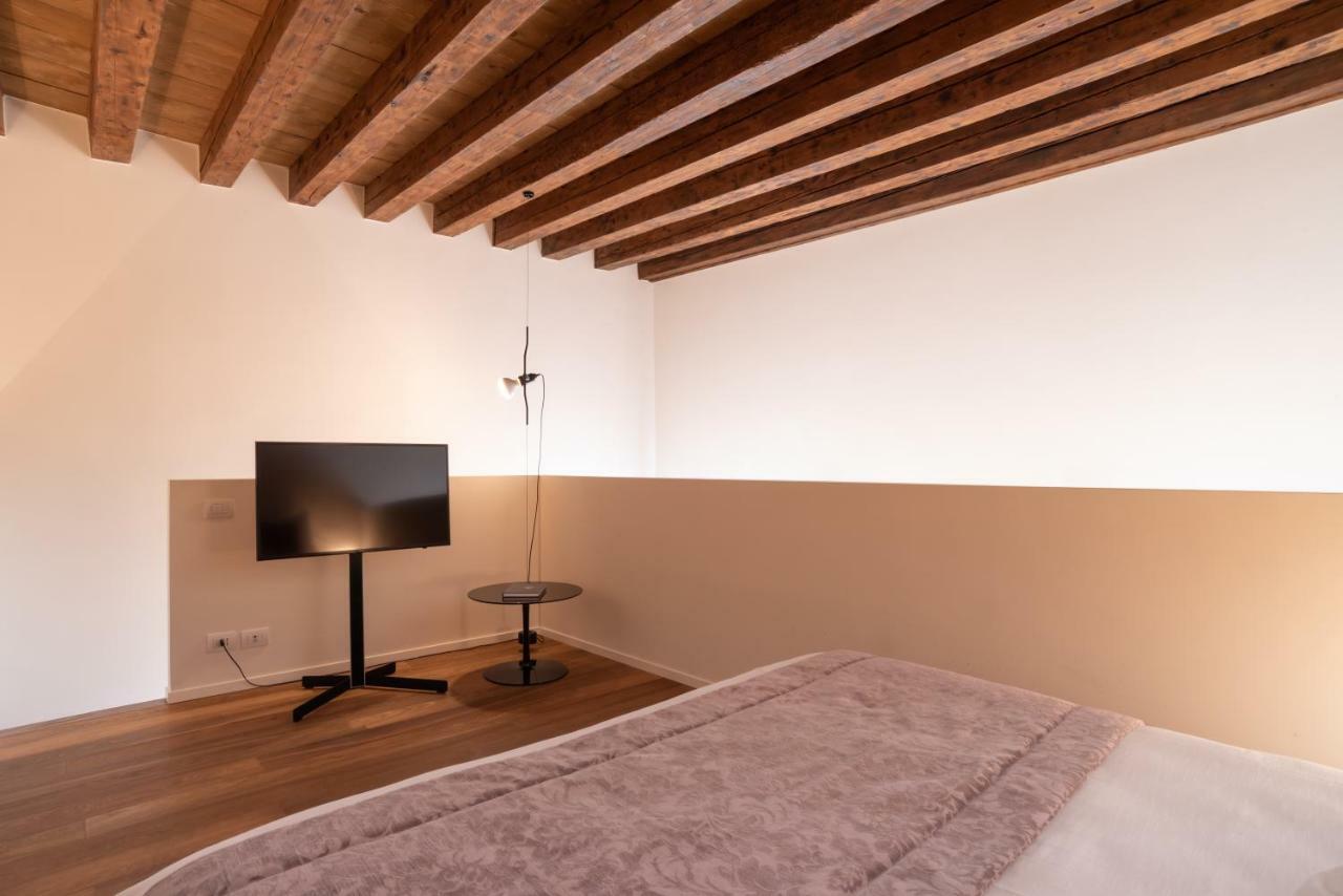 Palazzo Vendramin Costa Appartamento *