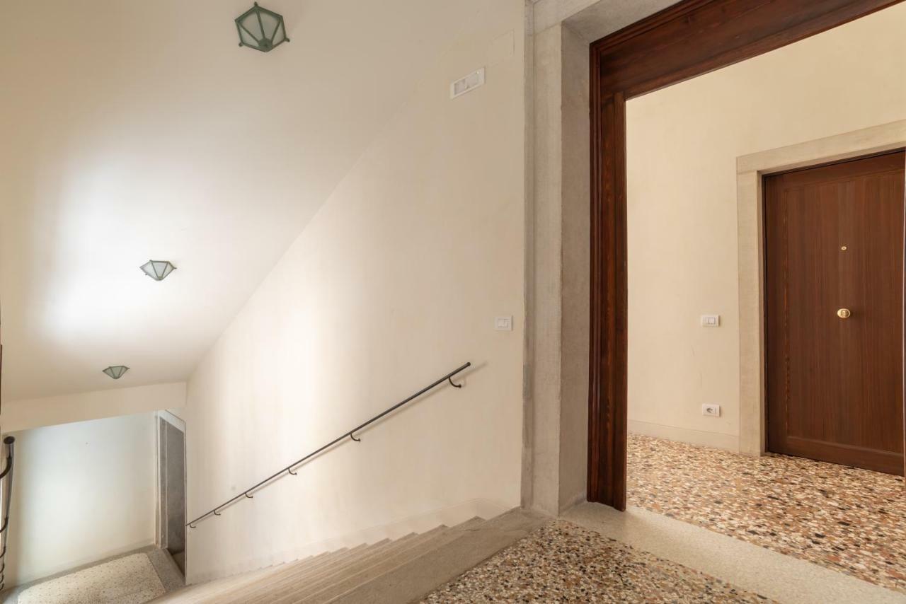 Appartamento Palazzo Vendramin Costa *