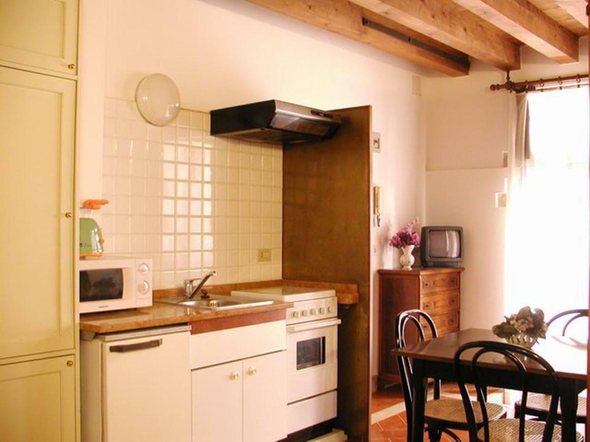 Delicious Near St. Square Appartement *