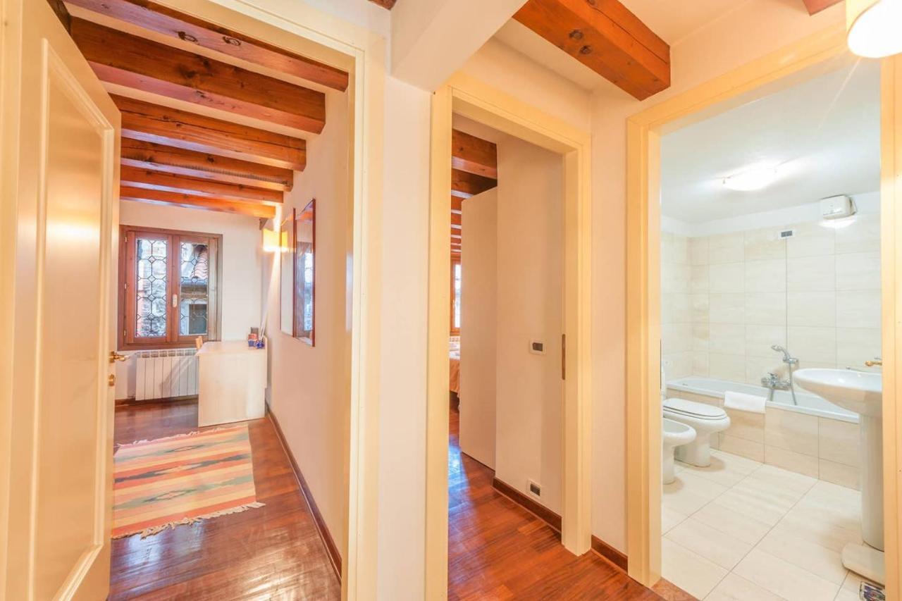 Ca' Delle Pizzocchere, A Perfect Spot In San Marco Apartment *