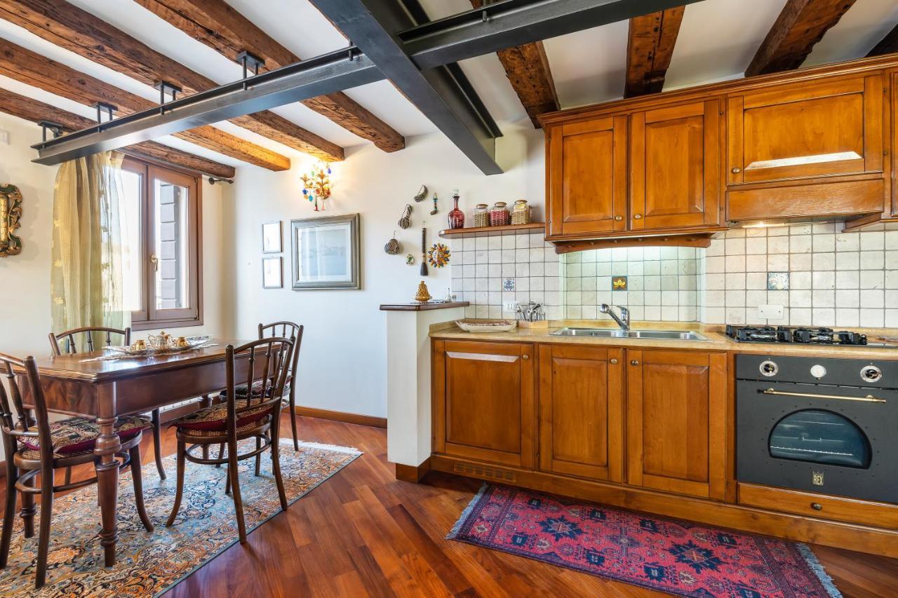 Ca' Dei Da Mosto Exclusive Apartment *