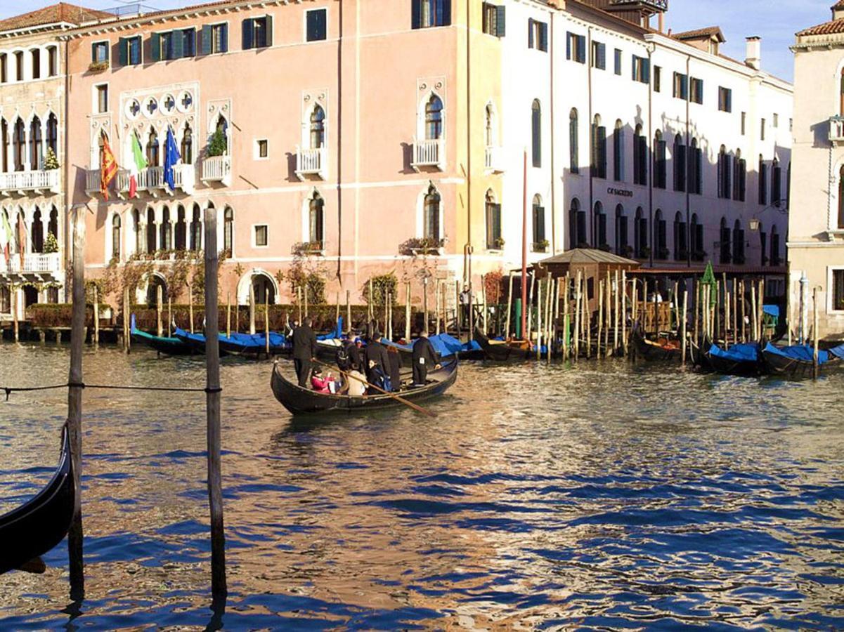 - Ca' D'oro: Bella Casa Con Terrazzi Venice
