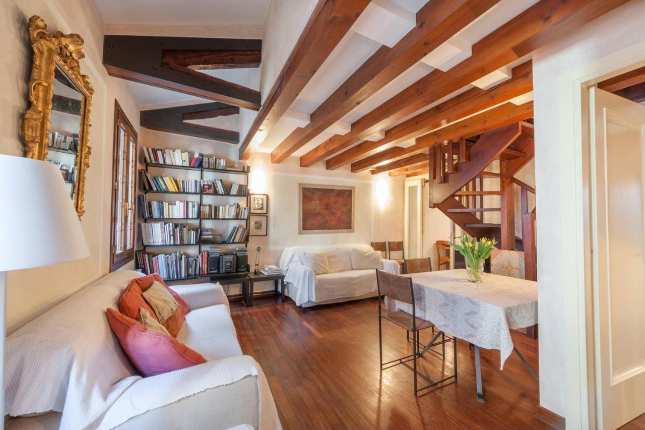 Ca' Delle Pizzocchere, A Perfect Spot In San Marco Apartment