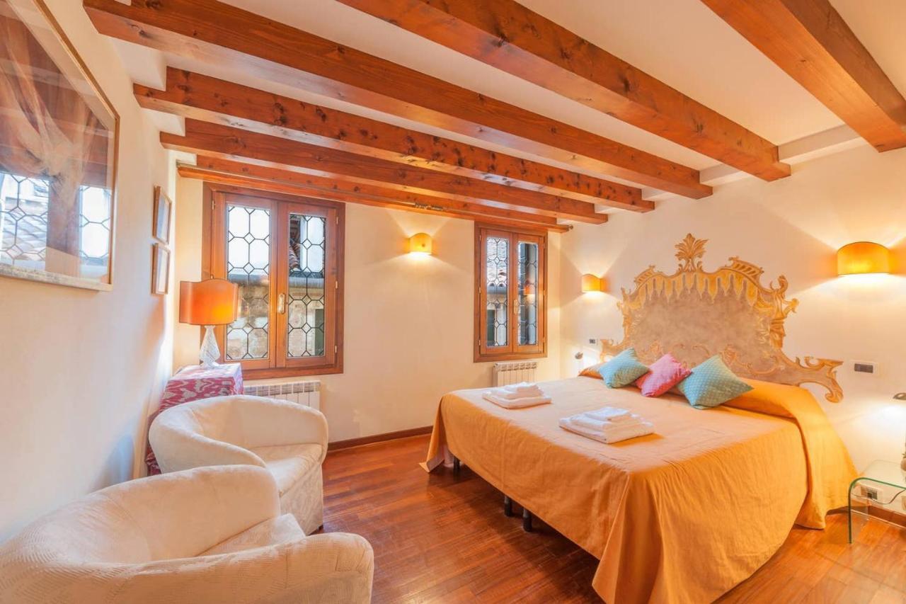 Ca' Delle Pizzocchere, A Perfect Spot In San Marco Apartment *