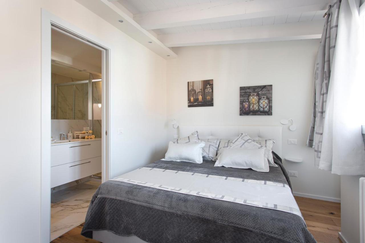 Apartment Luxury Terrace View Of San Marco Venedig
