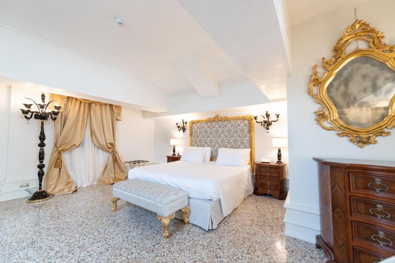 Ca' Bonfadini Historic Experience Hotel Venetië
