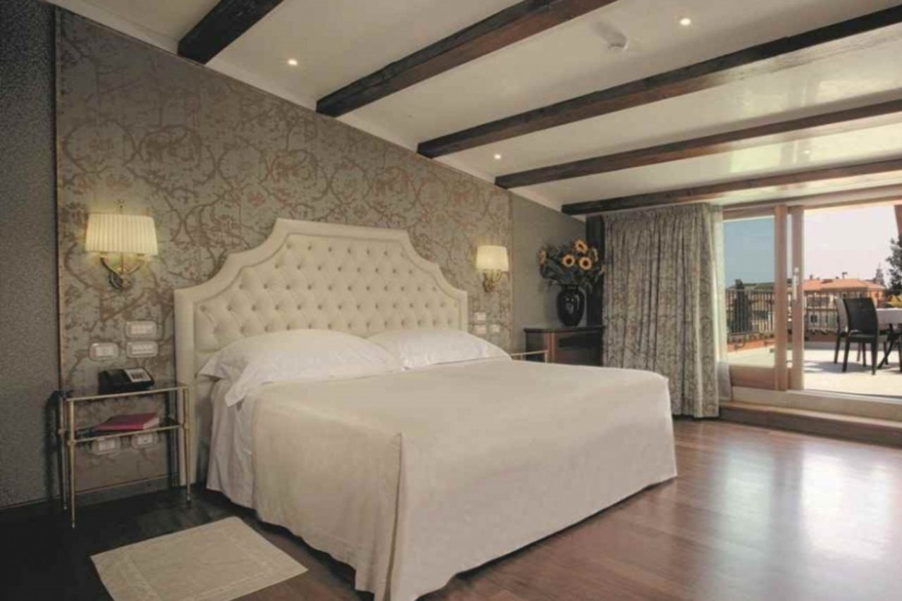 Santa Chiara 4* Venetië