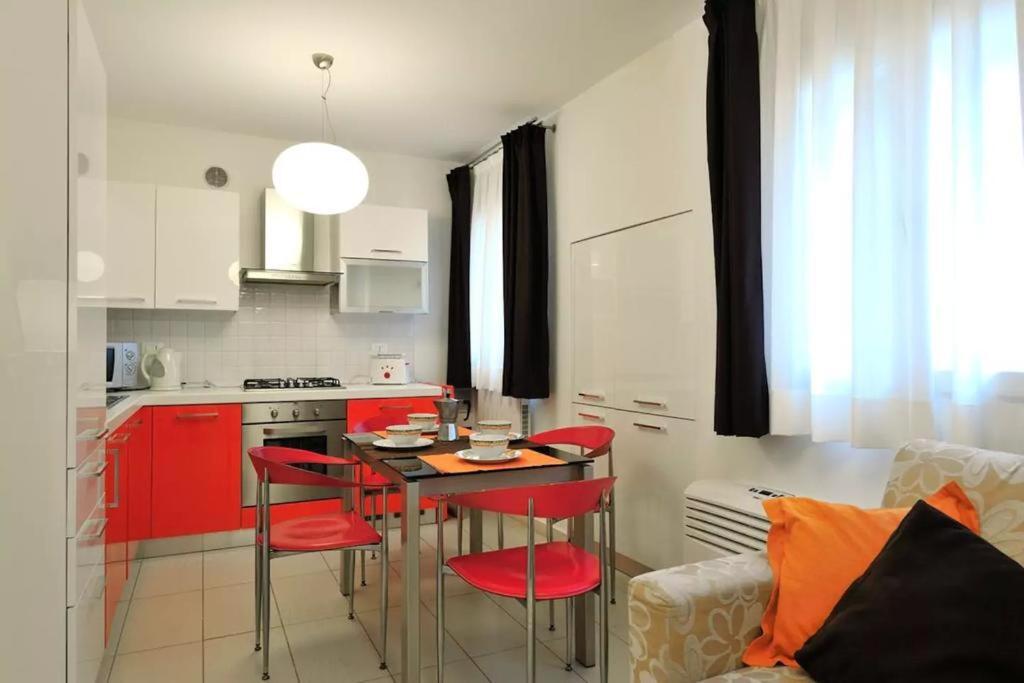 Red House Ai Mori * Venedig