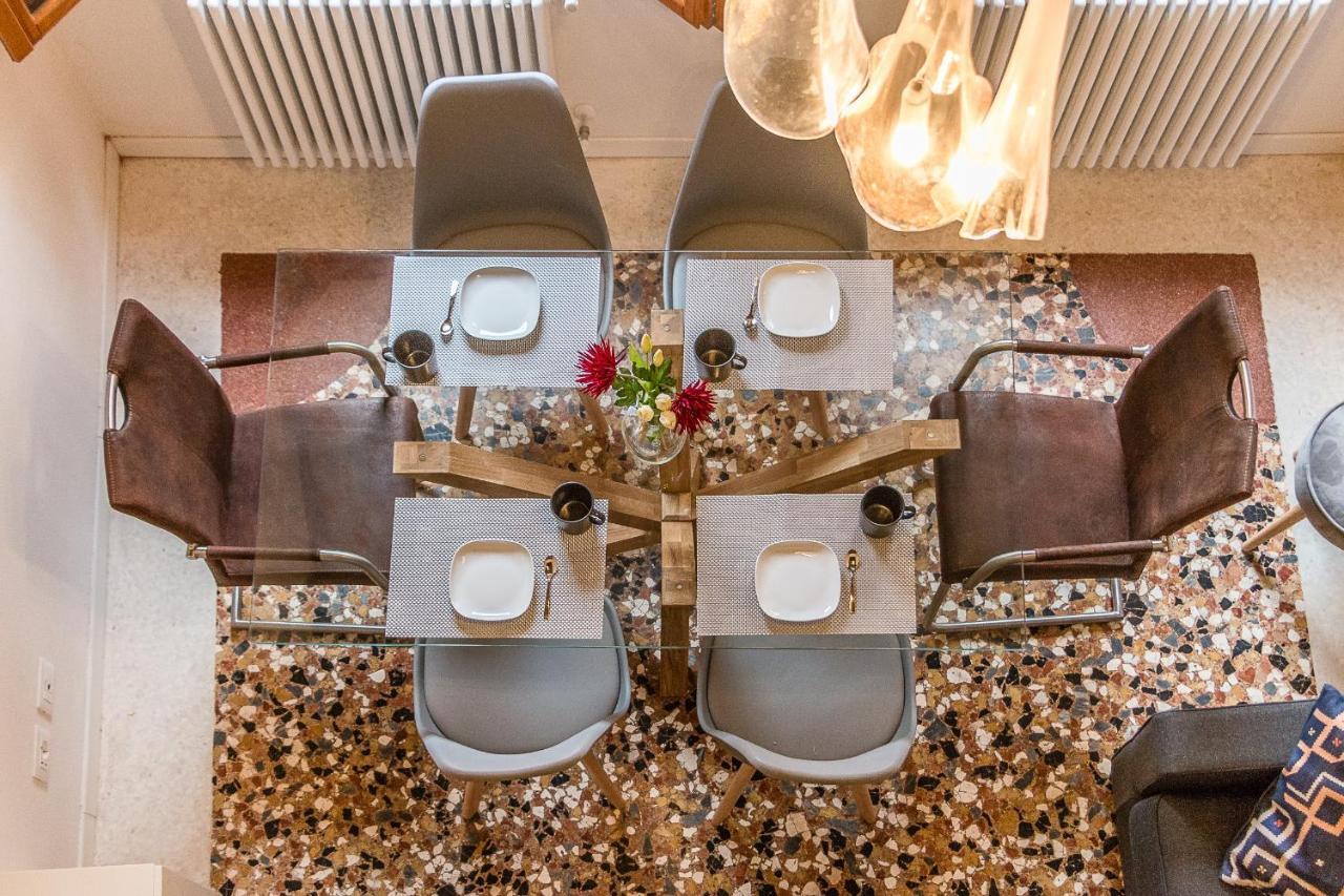 Venetian New Style @ Ca' D'oro * Venezia
