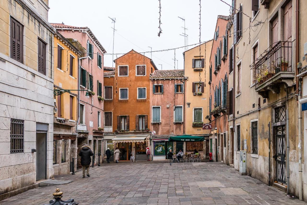 Venetian New Style @ Ca' D'oro * Venezia