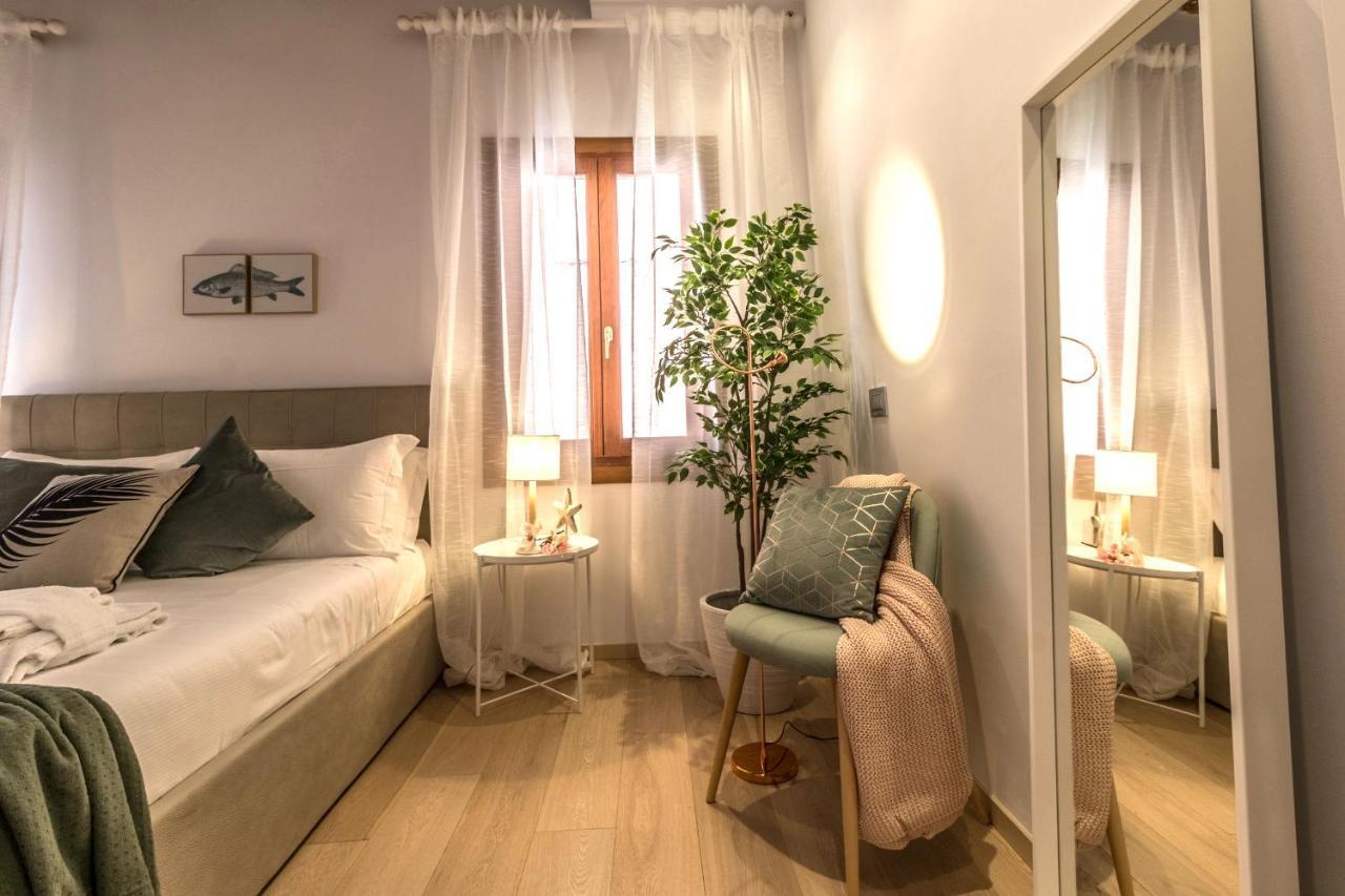- Biennale 1 - 2 - 3 Apartment