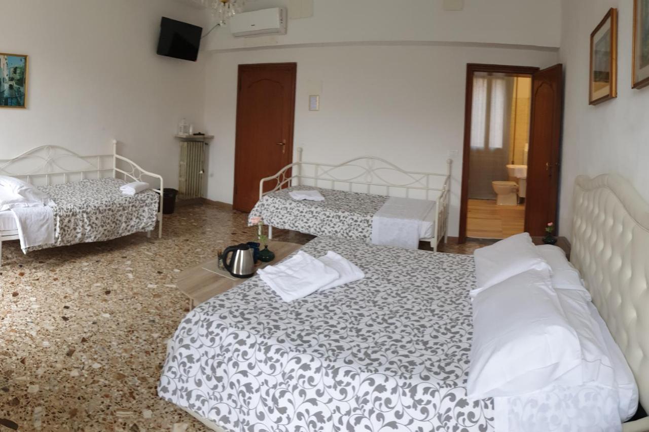 Venice My Friends Canal View Bed & Breakfast 3*