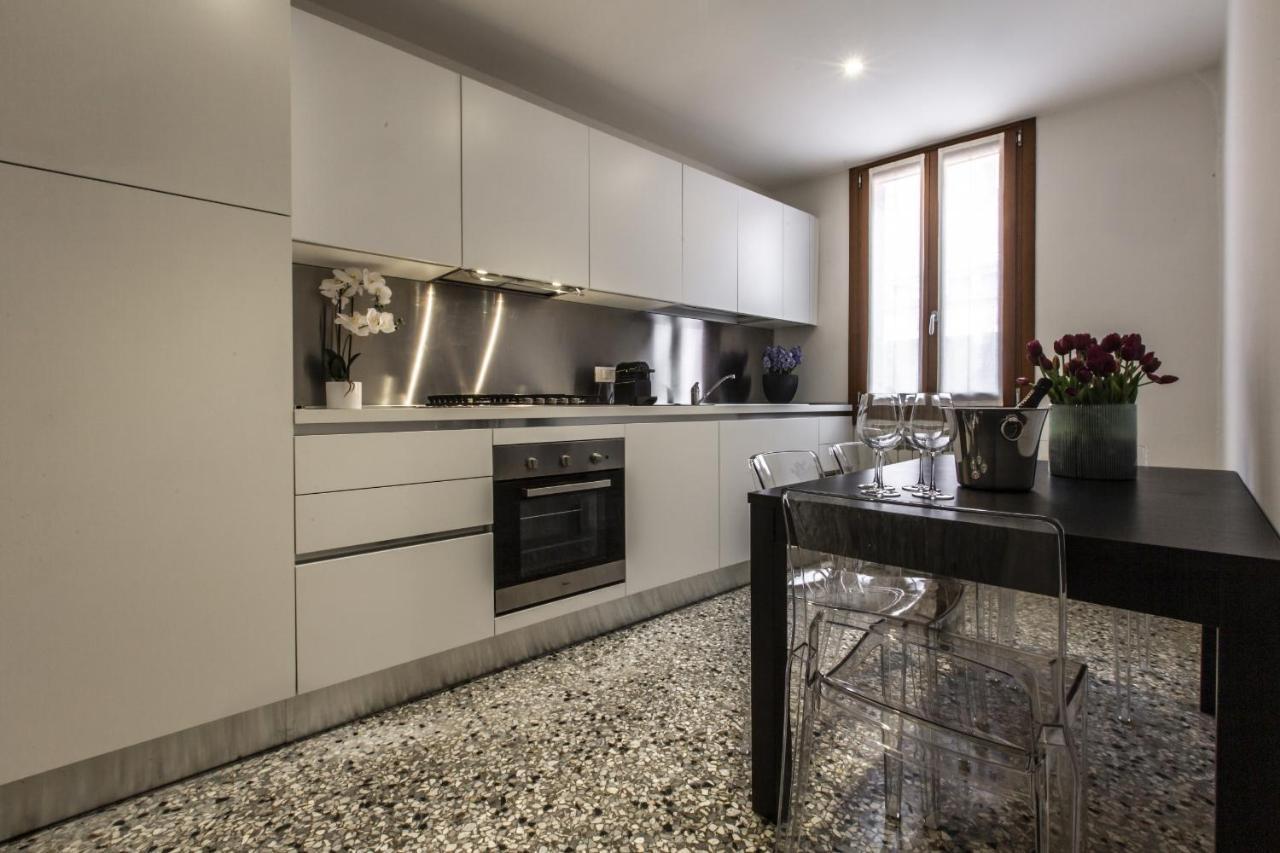 Charming On The Grand Canal R&r Apartment *