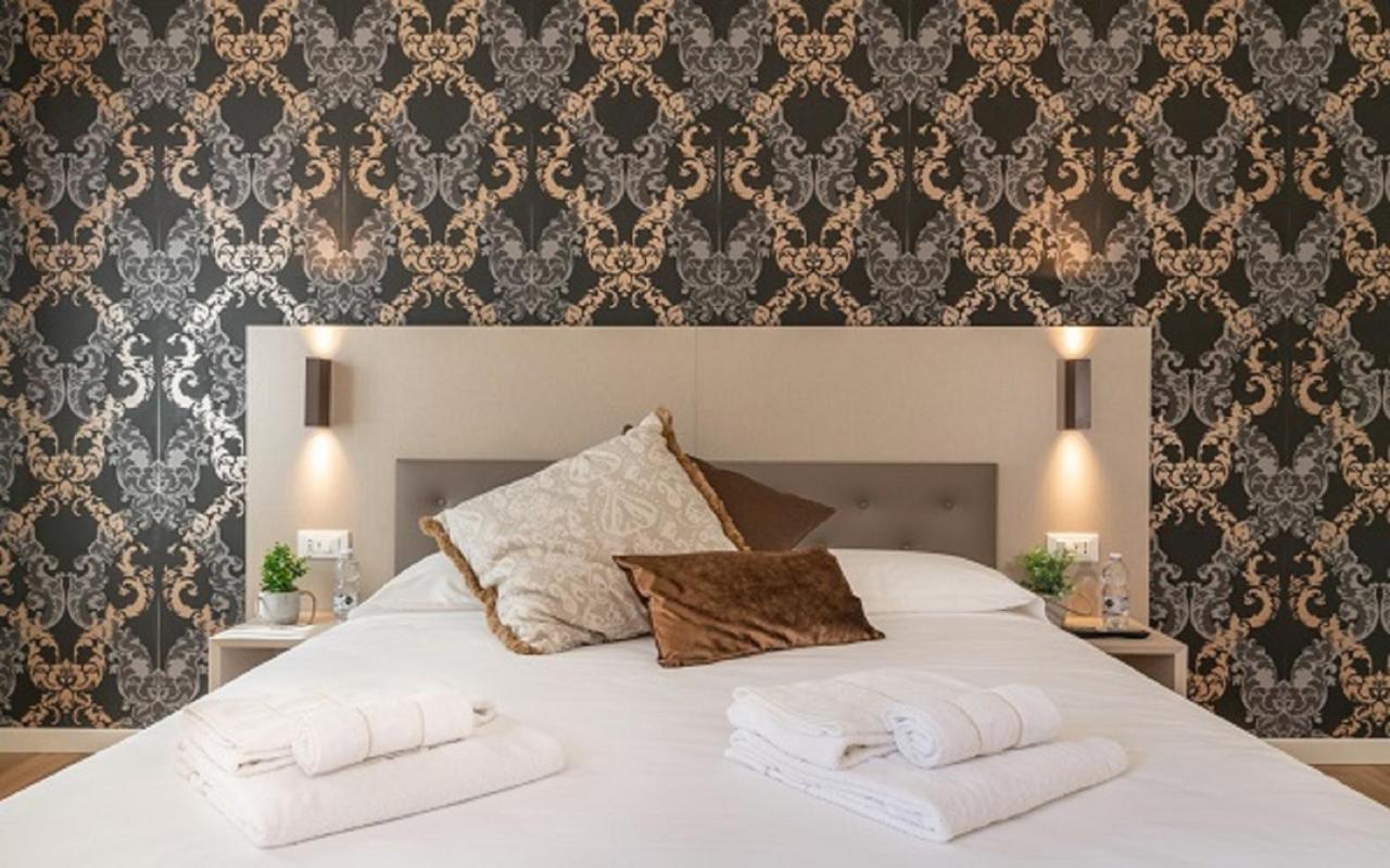 Grifoni Boutique Hotel *