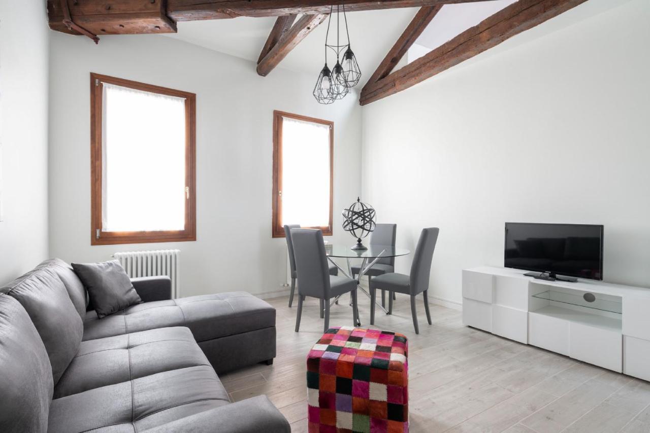 In San Marco With Canal View By Wonderful Italy Apartment Venice