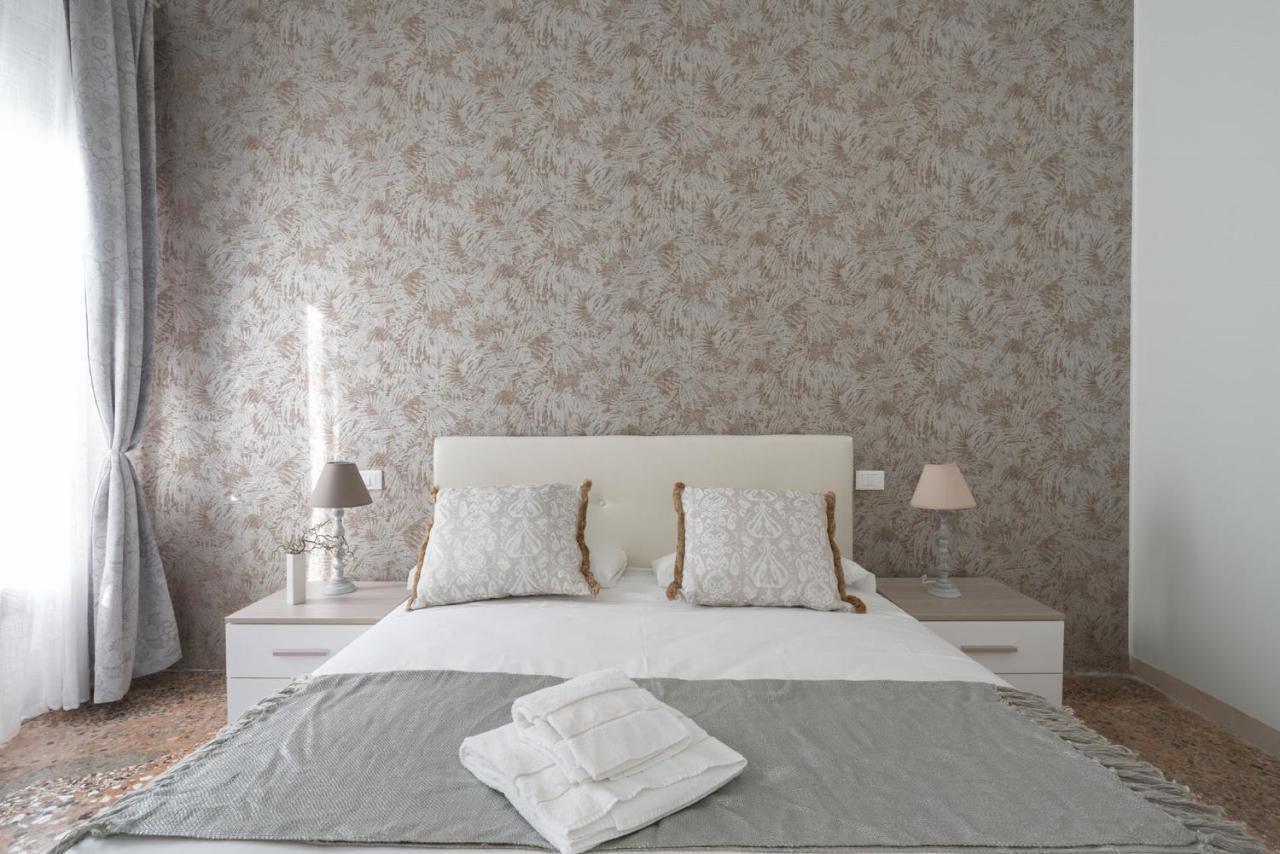 Apartment Dorsoduro Charme By Wonderful Italy