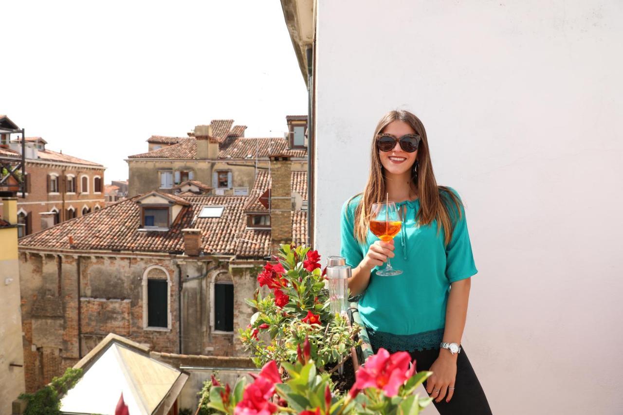 Elegant Terrace Near Piazza San Marco Last Floor No Lift Apartment *