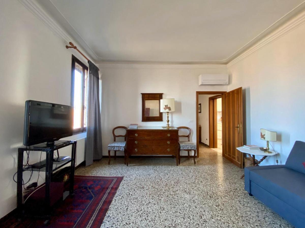 Appartement Calle San Giacomo *