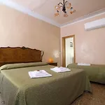 Veneziacentopercento Arsenale Apartment