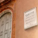 Regina Vittoria, next to Saint Mark