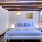Marcopolo Private~Terrace