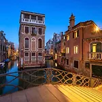 Ca Zulian Amazing Canal View Apartment