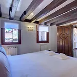 Marcopolo Private~Terrace