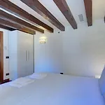 Marcopolo Private~Terrace