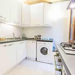 Ca Cicogna Air Conditioning And Fast Wifi, Central Location Apartment