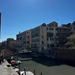 Ormesini Apartment