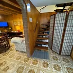 Artists\' House 5 Stars