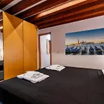 San Marco Square Main Zone Of Venice - Karin House