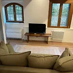 Venexiana Suite