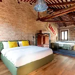 Glass Of Murano Luxury Apartment